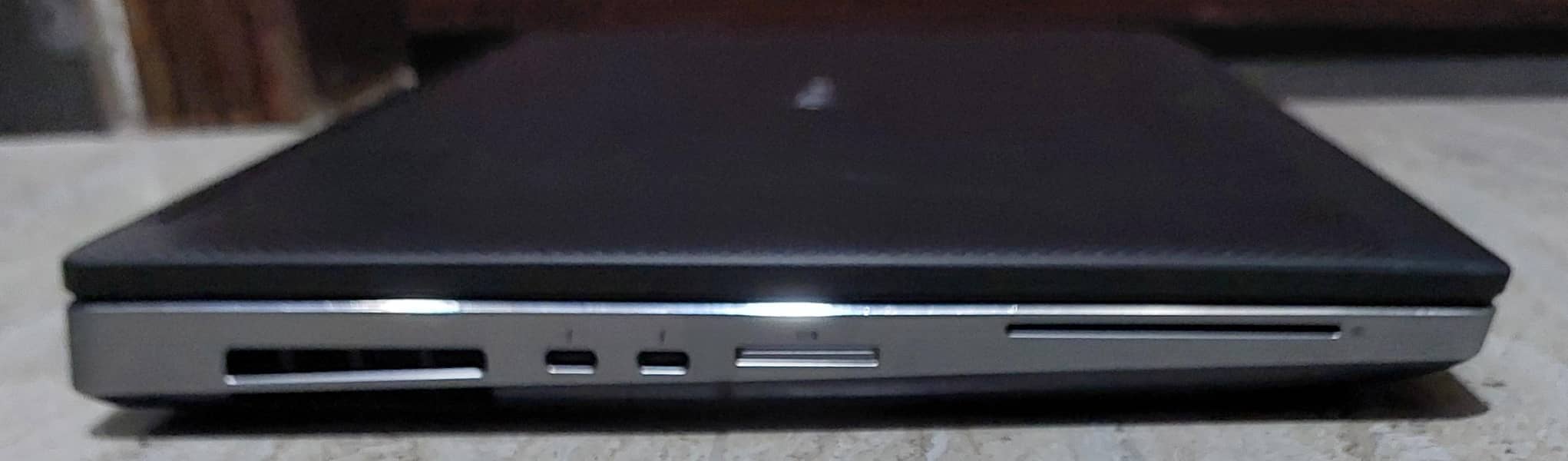 Dell precision 7540 9