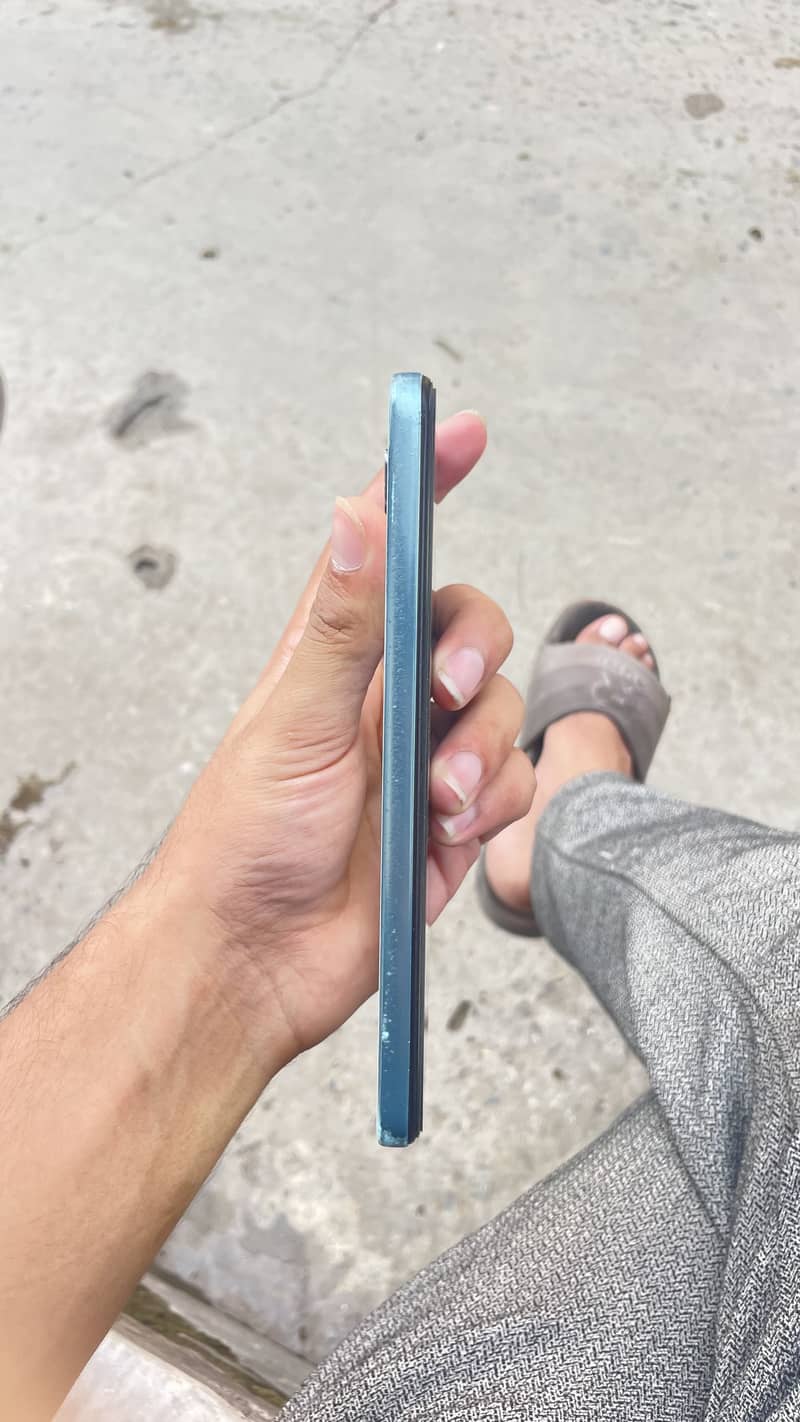 Realme note 11 pro 4