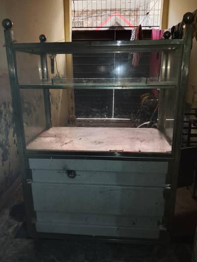 urgent sale cheez bari mazbot ha jis Bhai ne lyna ha wohi rabta Karie