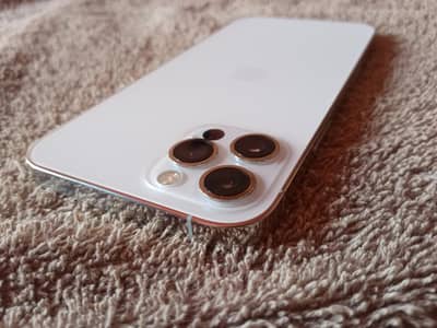 Apple iPhone 12 For Sle