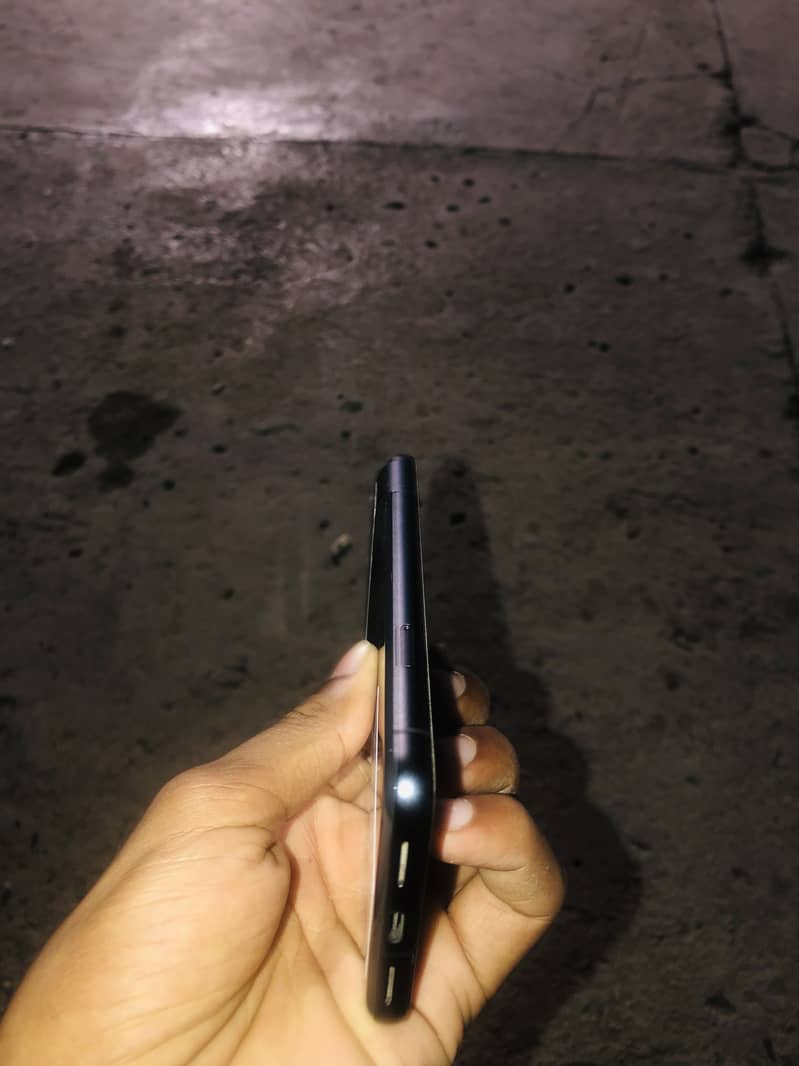 Google Pixel 8 3