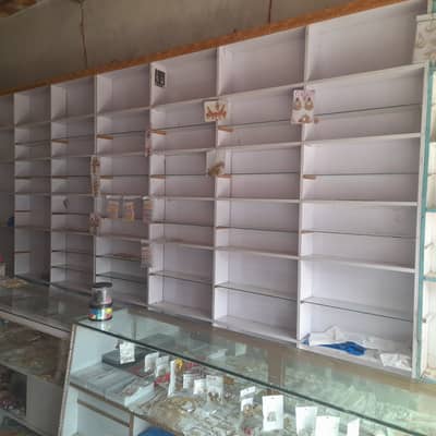 4 almari 3 counter. 1 display  almari.