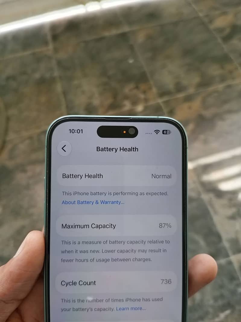 Apple iPhone 16 5