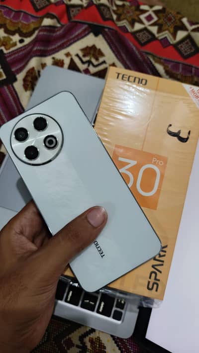 Tecno SPARK 30 Pro