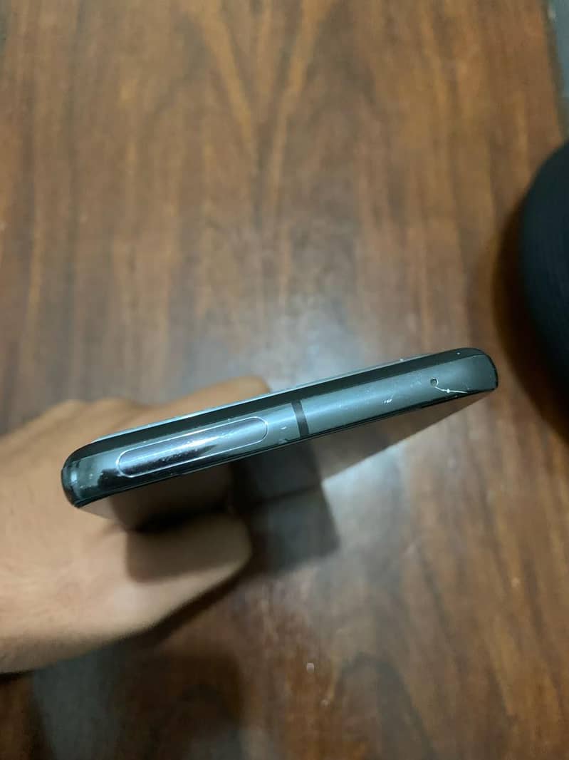 Google Pixel 8 Pro 2