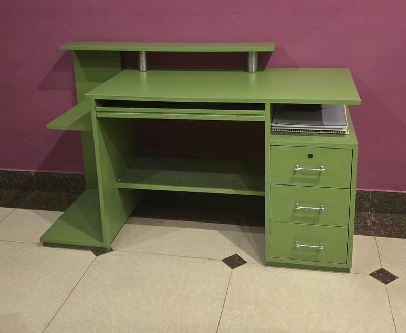 Study/Office/Computer table 1
