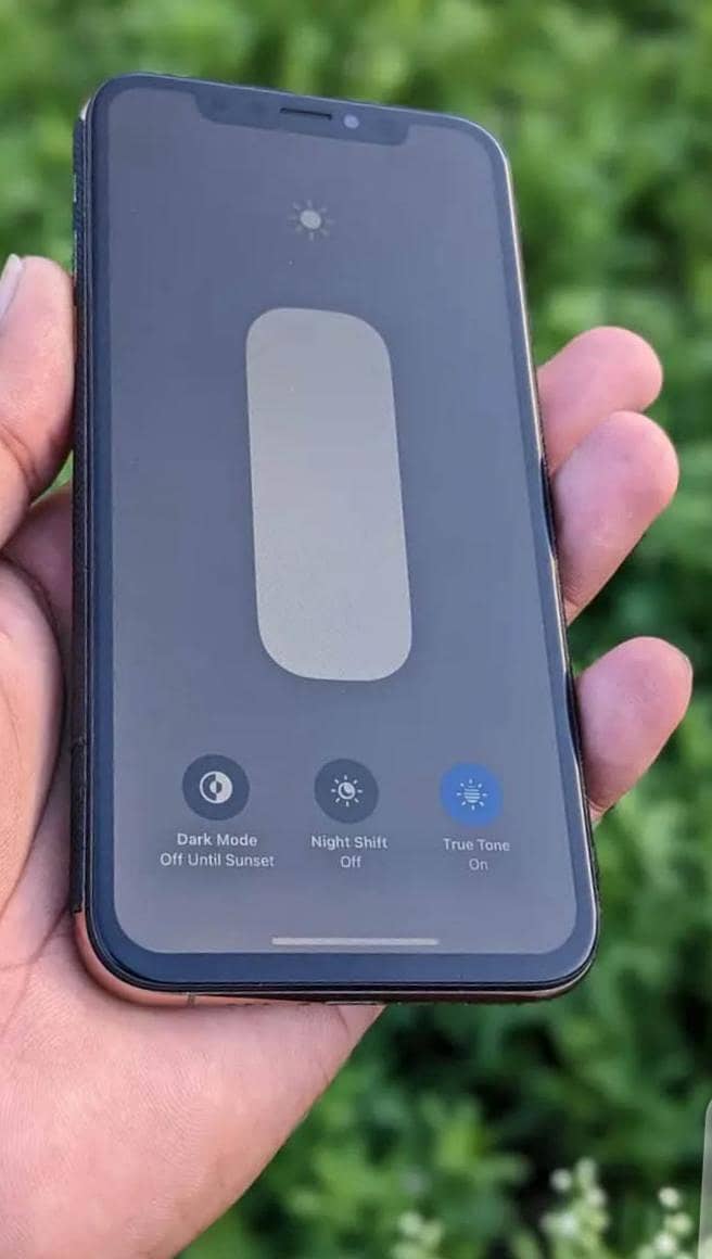 Apple iPhone X 0