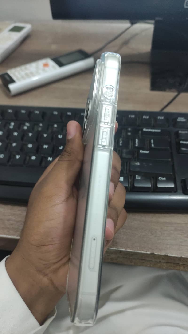 Iphone 17 pro max 1