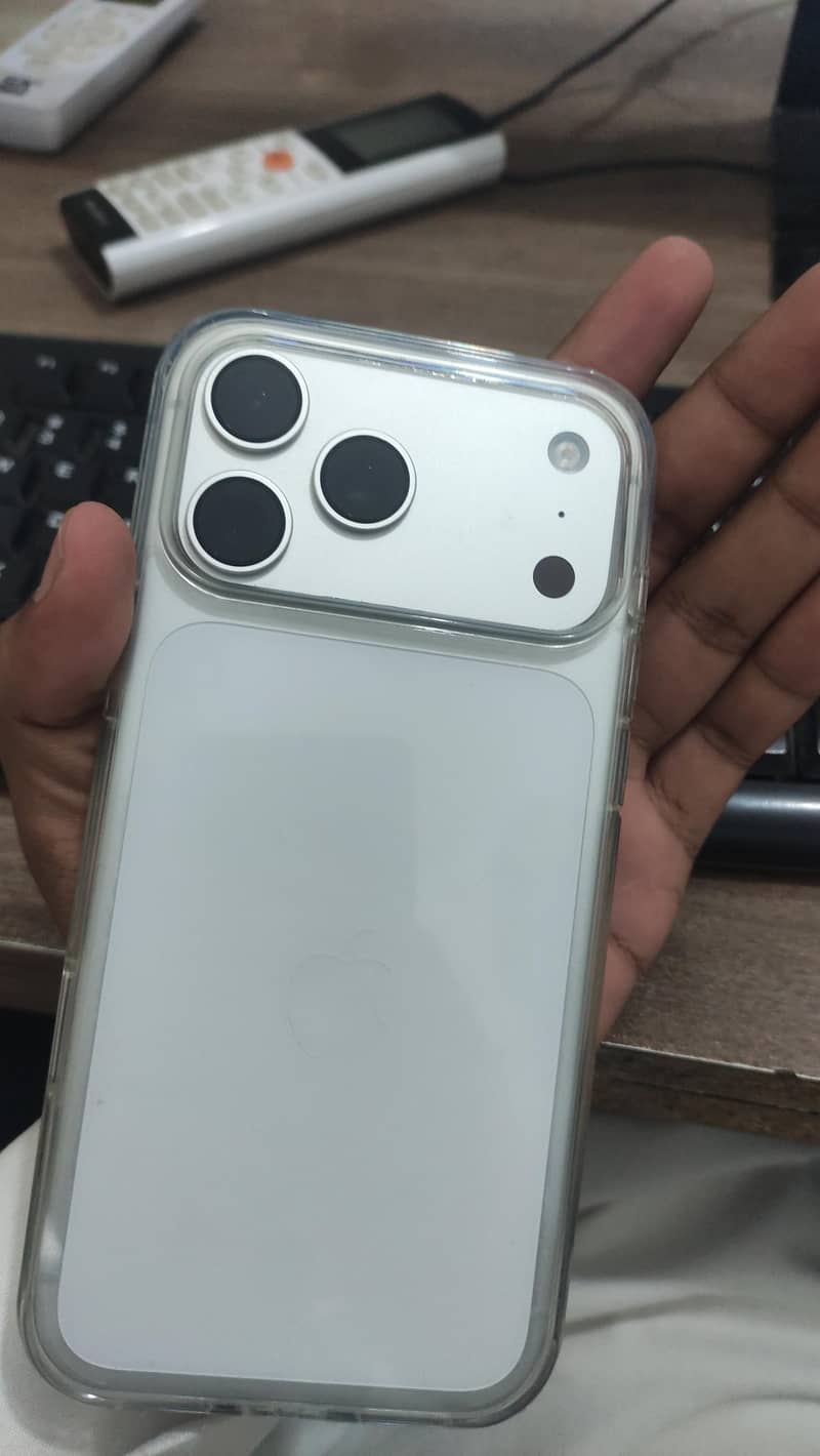 Iphone 17 pro max 0
