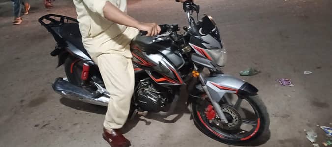 Honda CB15f