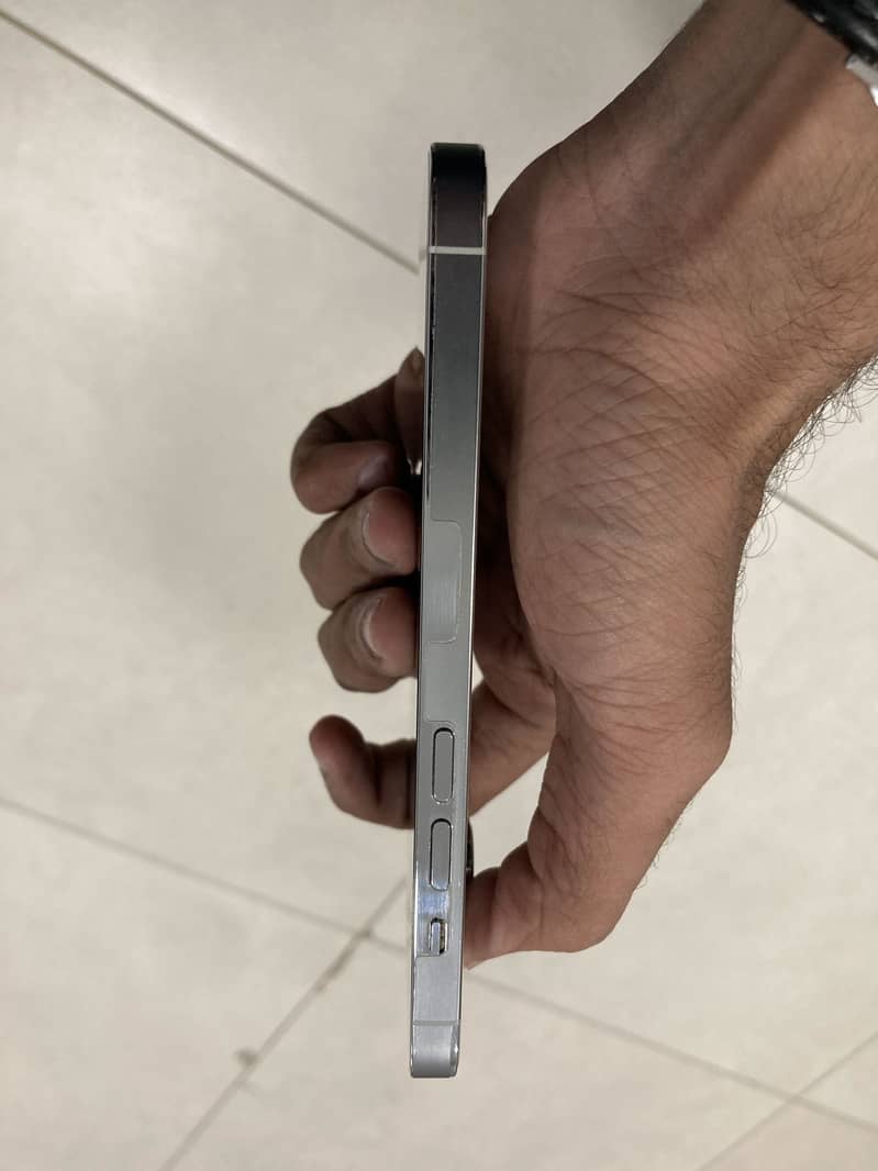 Apple iPhone 14 Pro 1
