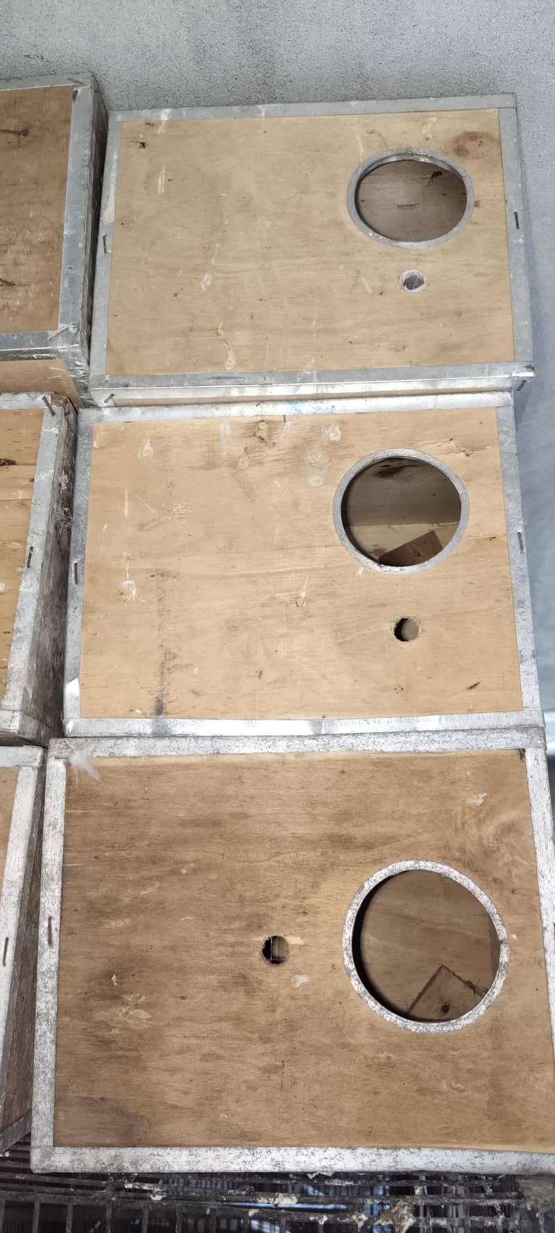 breeding boxes 0