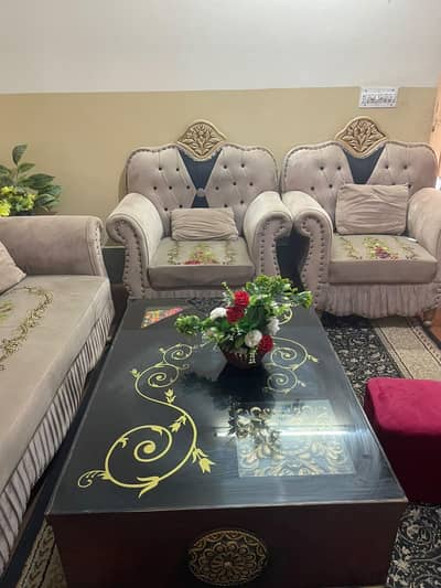 7 seater sofa set in excellent condition
