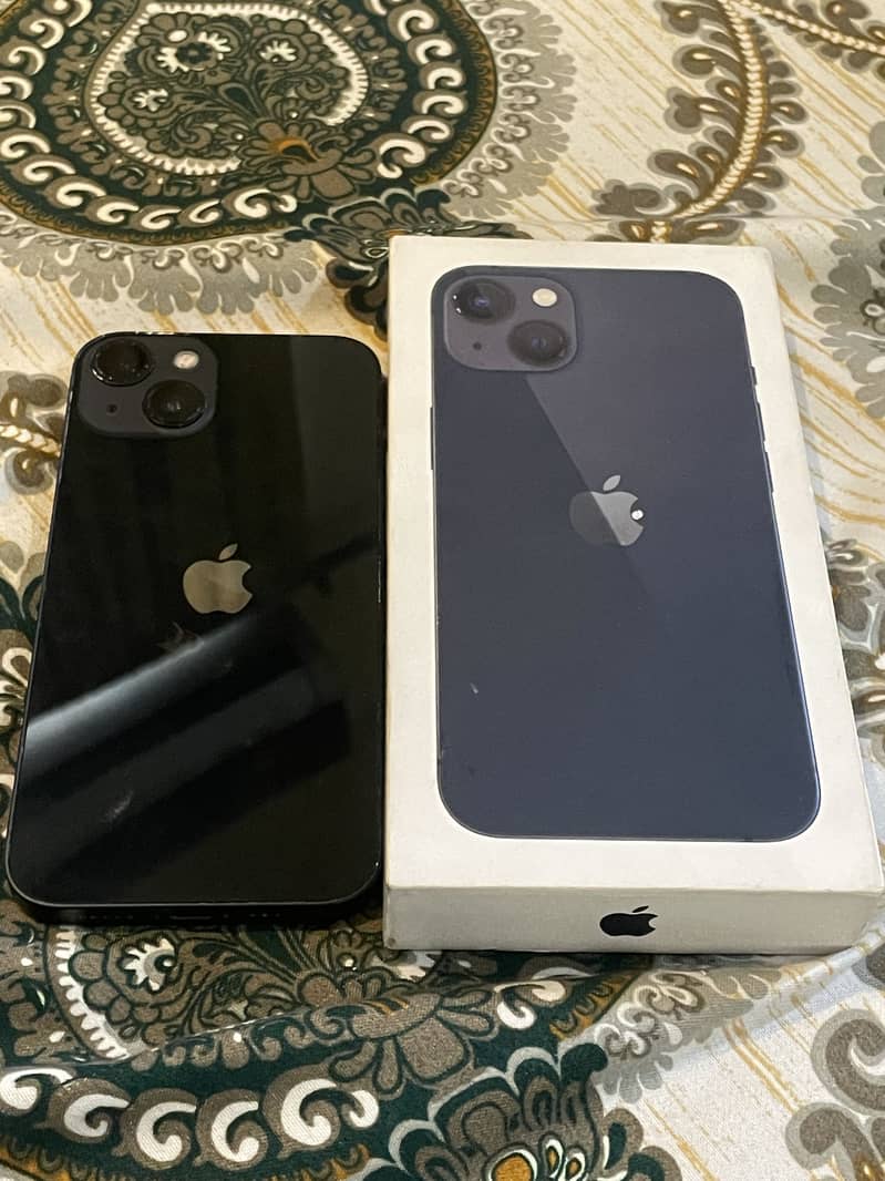 Apple iPhone 13 4