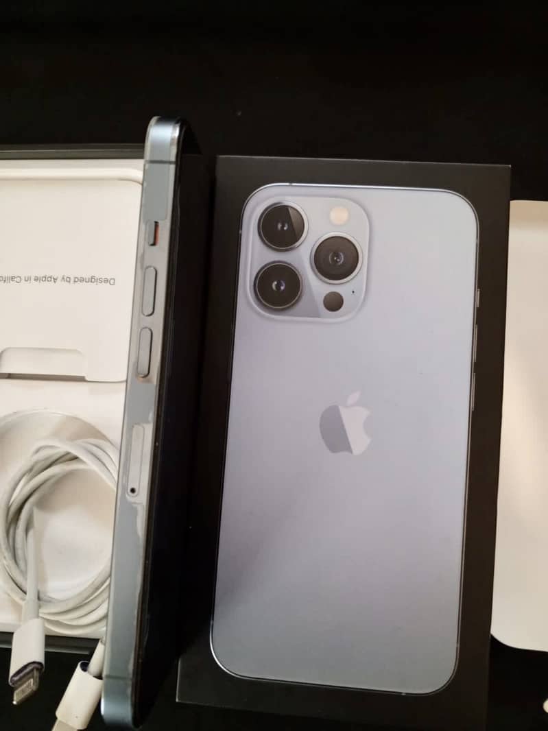 Apple iPhone 13 Pro 1