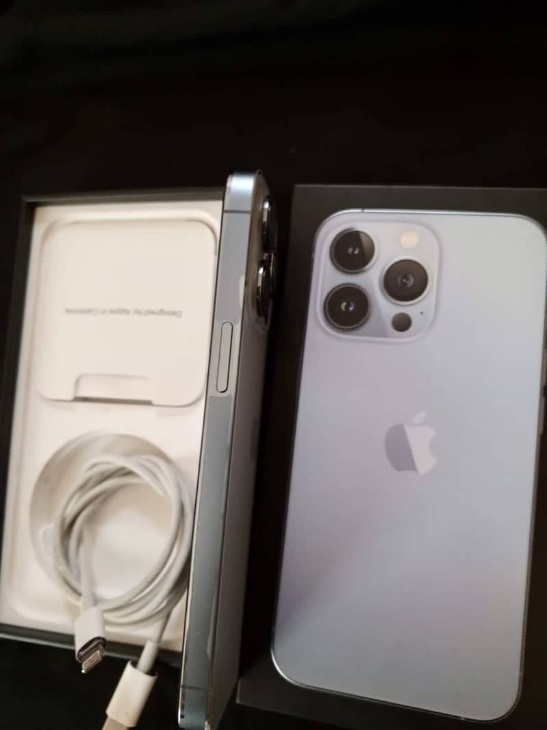 Apple iPhone 13 Pro 2