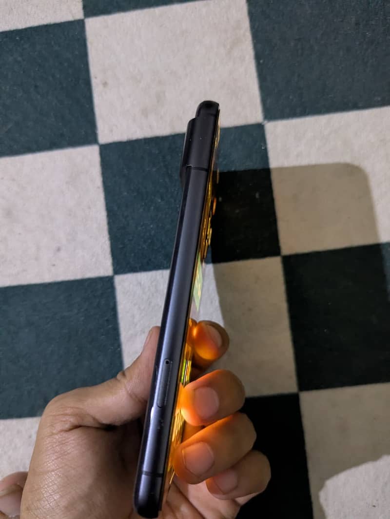 Google Pixel 8 2