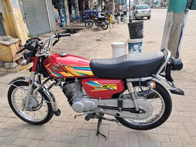 Honda CG 125 2026