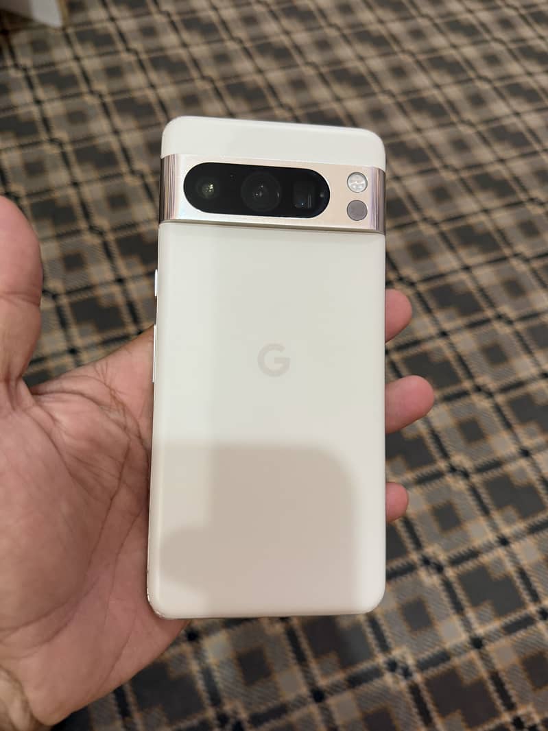 Google Pixel 8 Pro 0