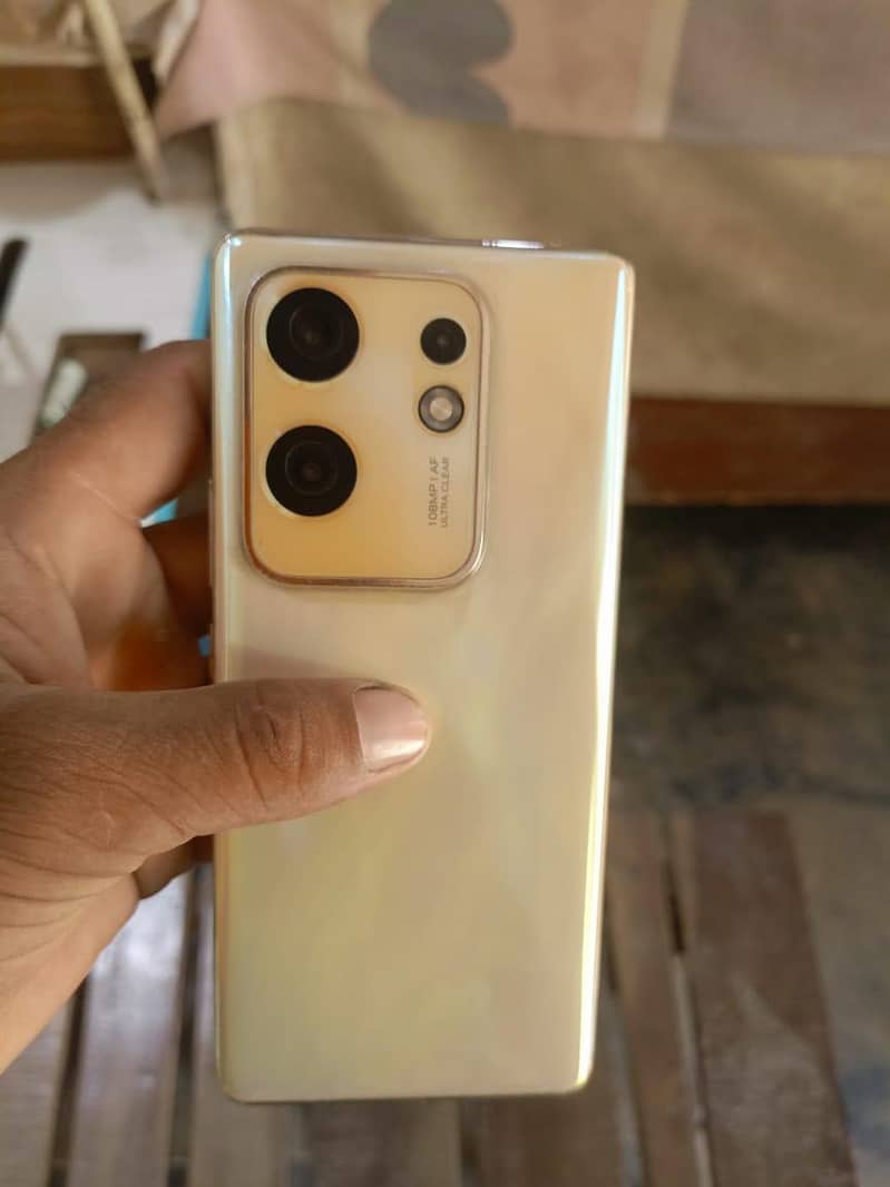 Infinix Zero 30 3