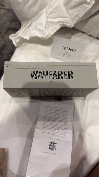 Meta glasses gen 2 transparent gray lager size box pack with receipt