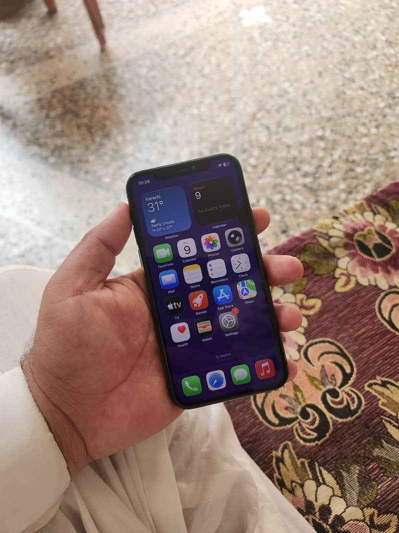 iphone 11 pro 4