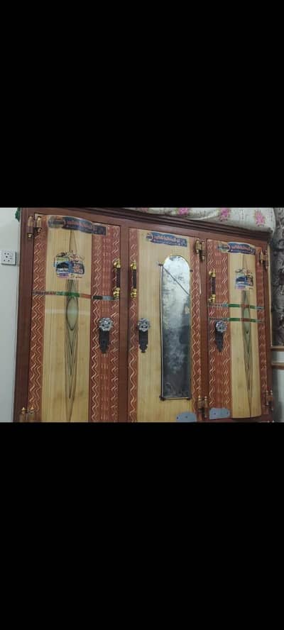 Mazboot Lohe Ki Almari For Sale – Rs. 35,000
