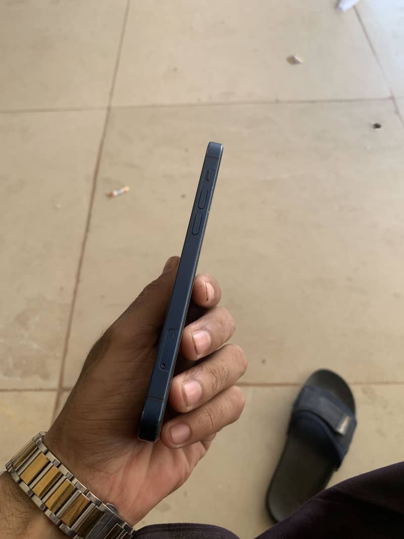 Iphone 12 5