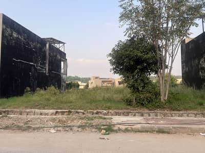 5 Marla plot for sale