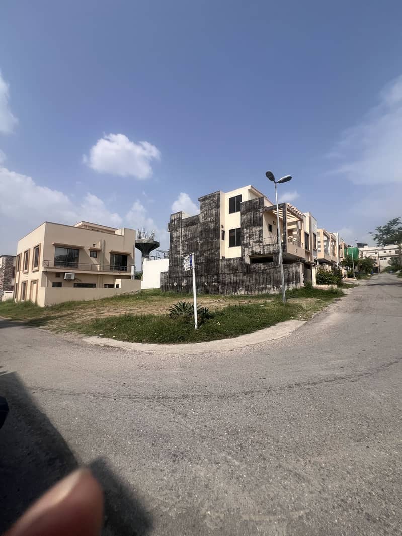 5 Marla plot 1