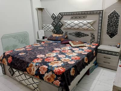 Complete Bedroom Furniture Set for Sale – Used