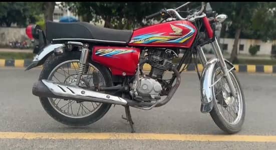 Honda 125 urgent for sale03277517010 WhatsApp