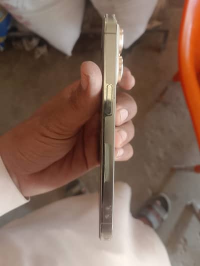 Apple iPhone 14 Pro