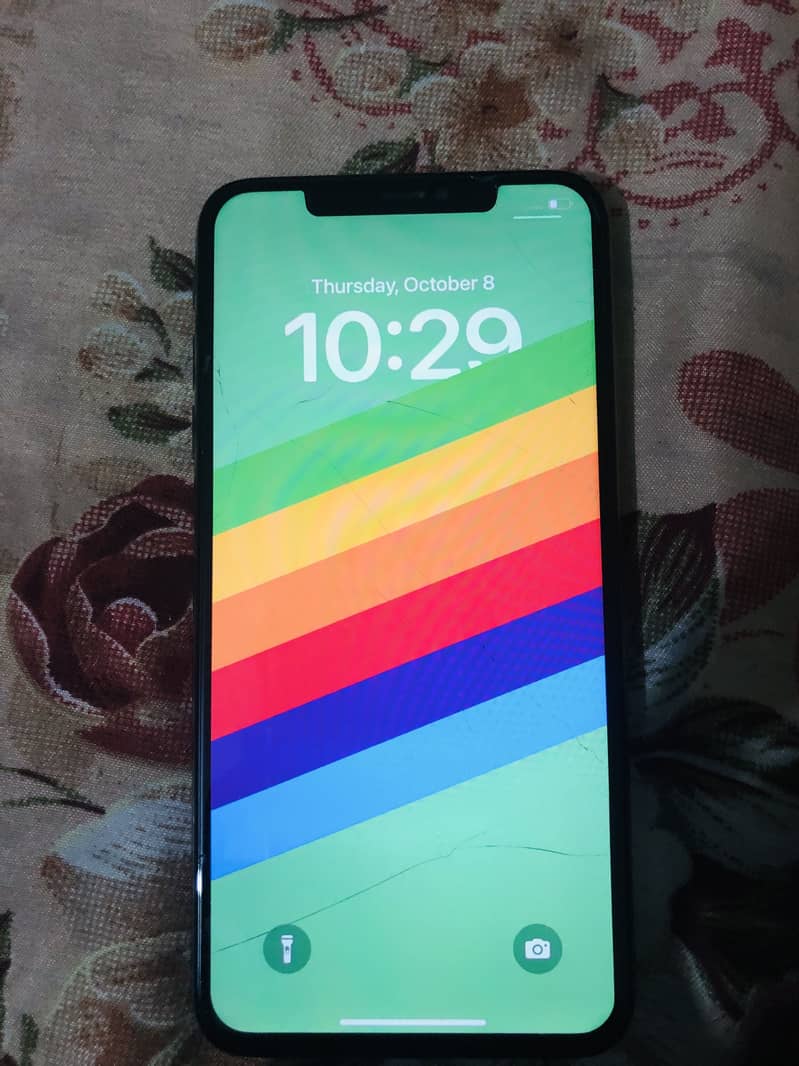 Apple iPhone XS Max 1
