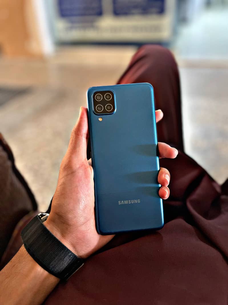 Samsung Mobile A12 0