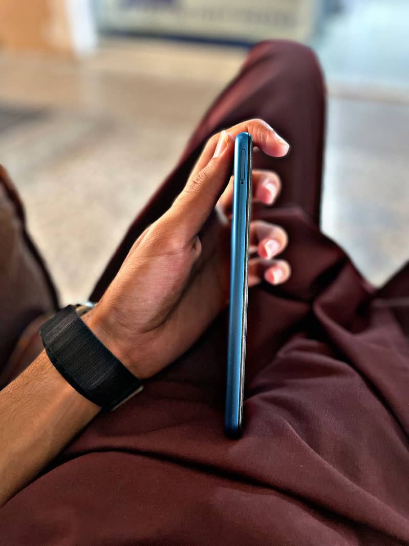 Samsung Mobile A12 3