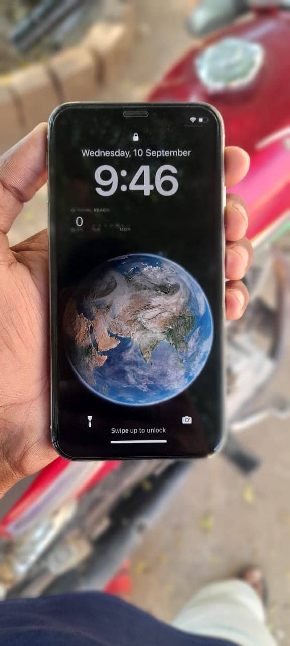 Apple iPhone X 1