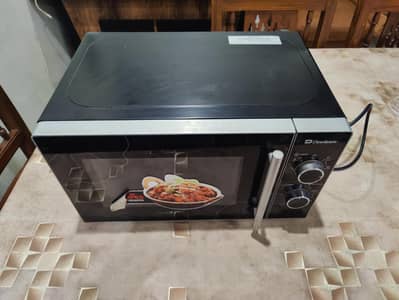 Dawlance Microwave Oven