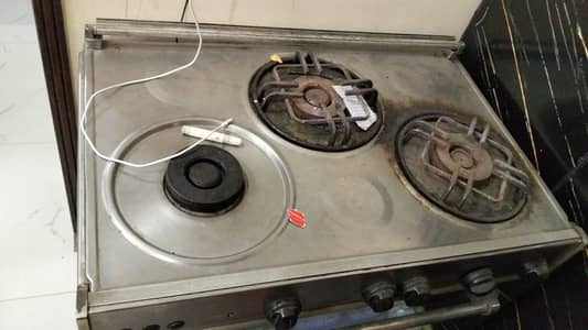 used cooking range dono chizo par chalta ha gas par bi or bijli par bi