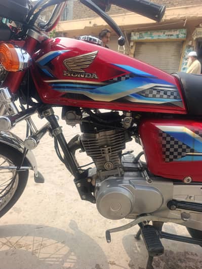 Honda 125cg