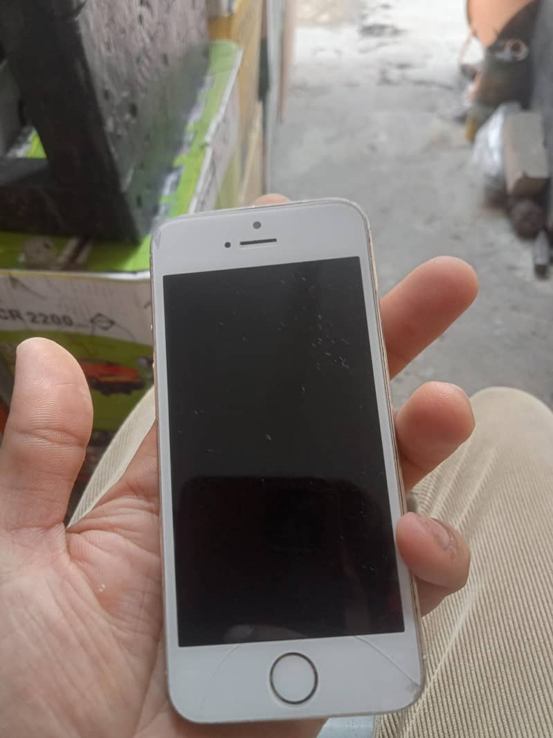 Apple iPhone 5s 4