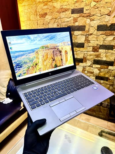 HP Zbook Workstation Laptop i7 8th Gen 4GB Nvidia GPU Touch Screen 4k