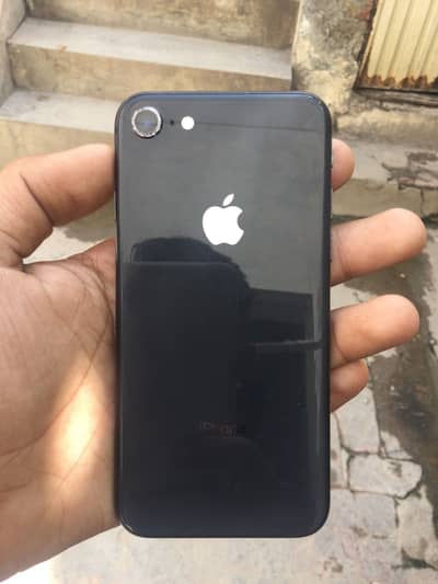 Apple iPhone 8