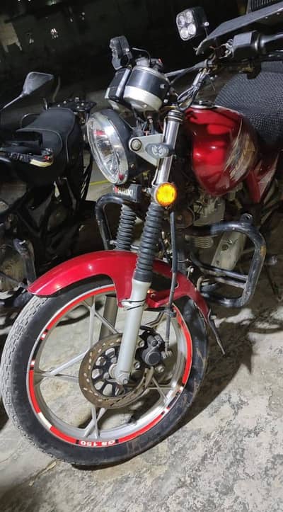Suzuki GS 150