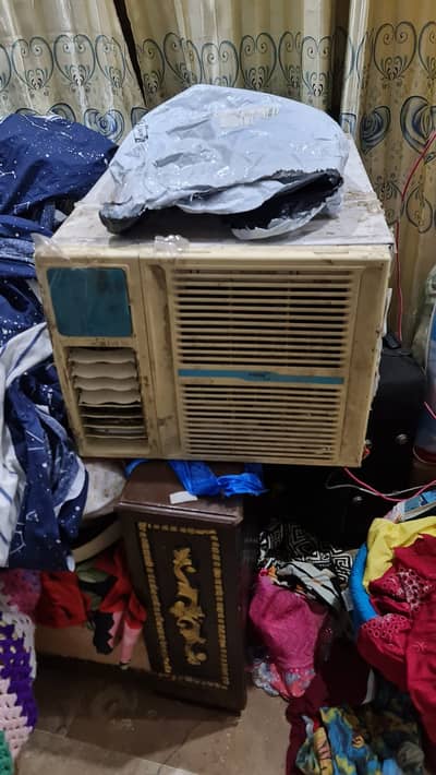 0.75 Ton Window AC for Sale Full Working Low Electricity Comsuption