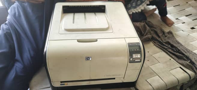HP CP 1525 n