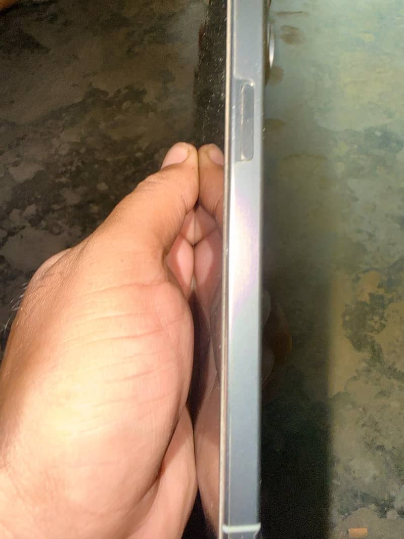 Apple iPhone 15 Pro Max 3