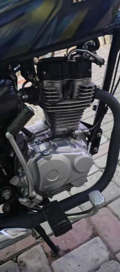 Honda CG 125 bike urgent for sale