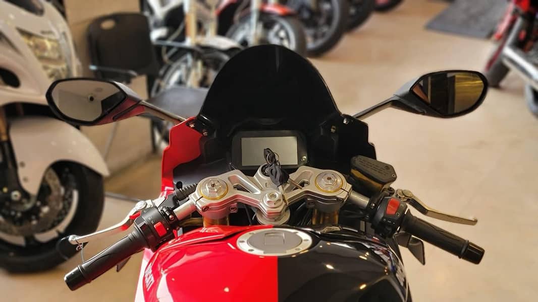 Ducati pine galee 8