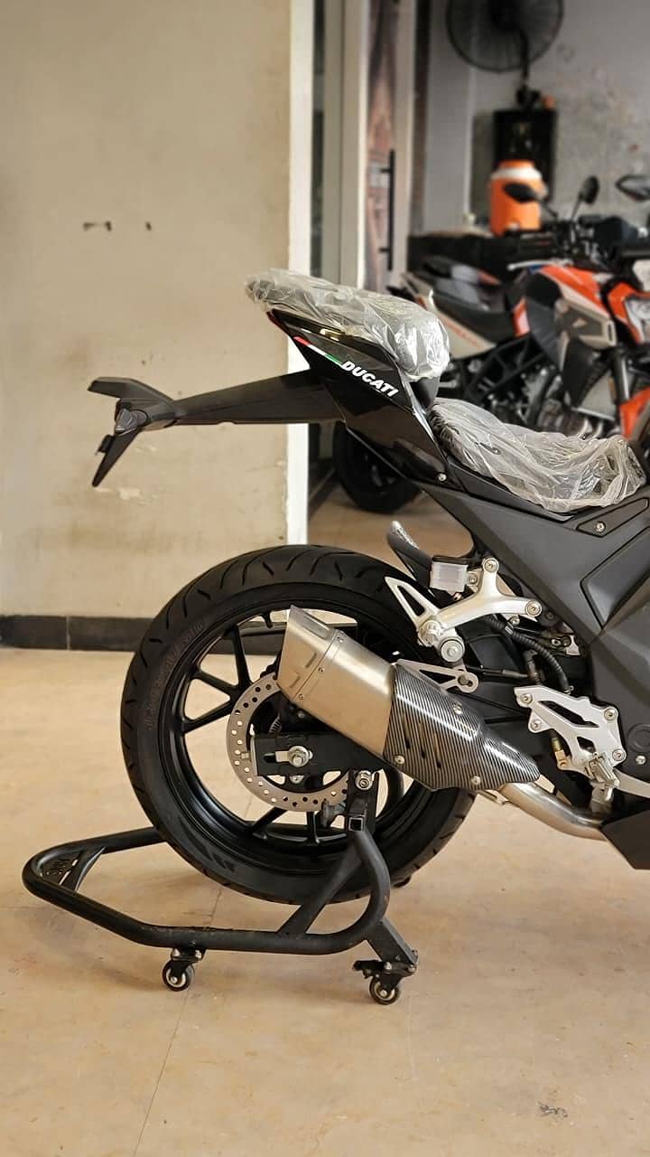 Ducati pine galee 11